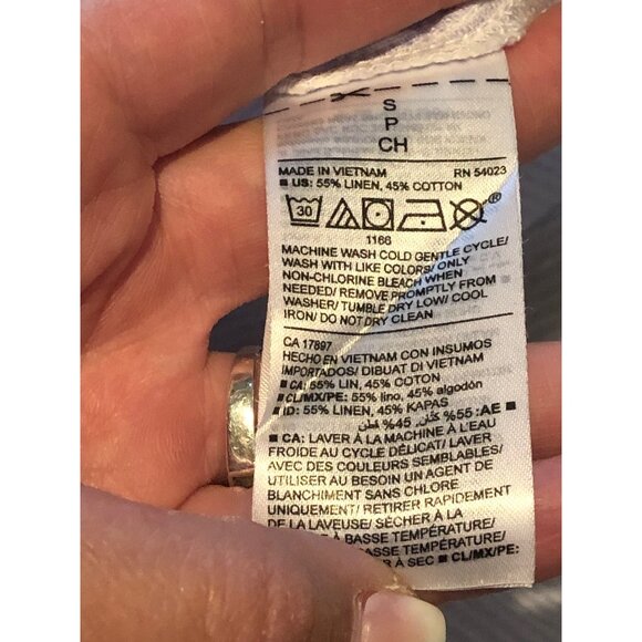 OLD NAVY- WOMEN'S BLUE LIGHT WEIGHT V-NECK TOP SIZE SMALL - Picture 6 of 6